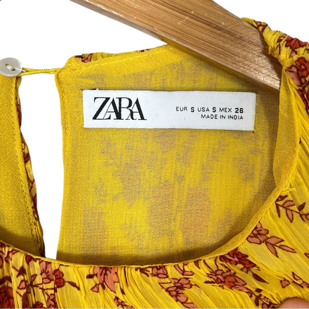 Zara Yellow Floral Pleated Chiffon Midi Dress With Short Sleeves Size Small - Picture 4 of 7